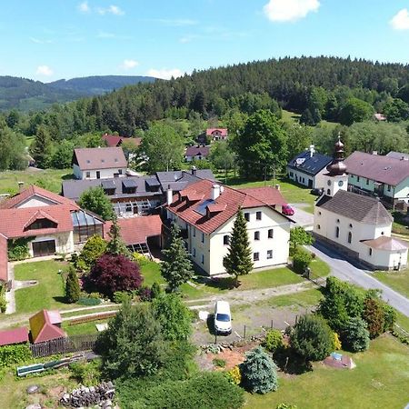 Готель Pension Cervena Кашперське Гори Екстер'єр фото