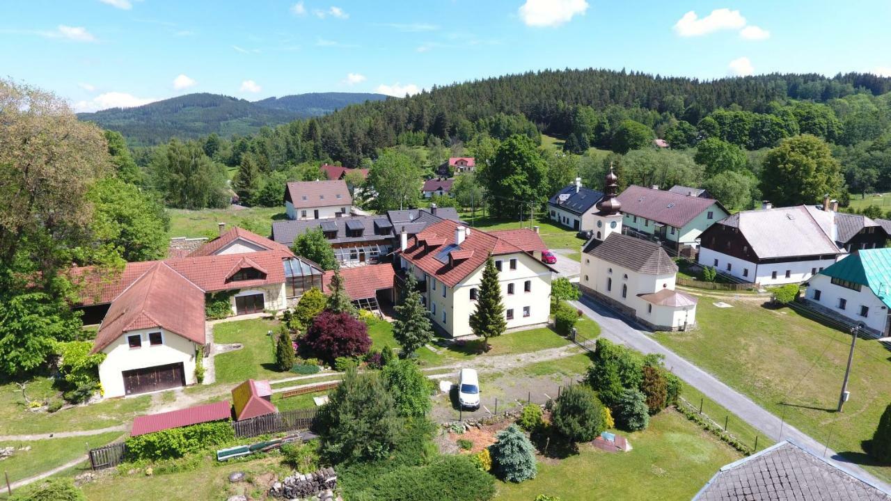 Готель Pension Cervena Кашперське Гори Екстер'єр фото
