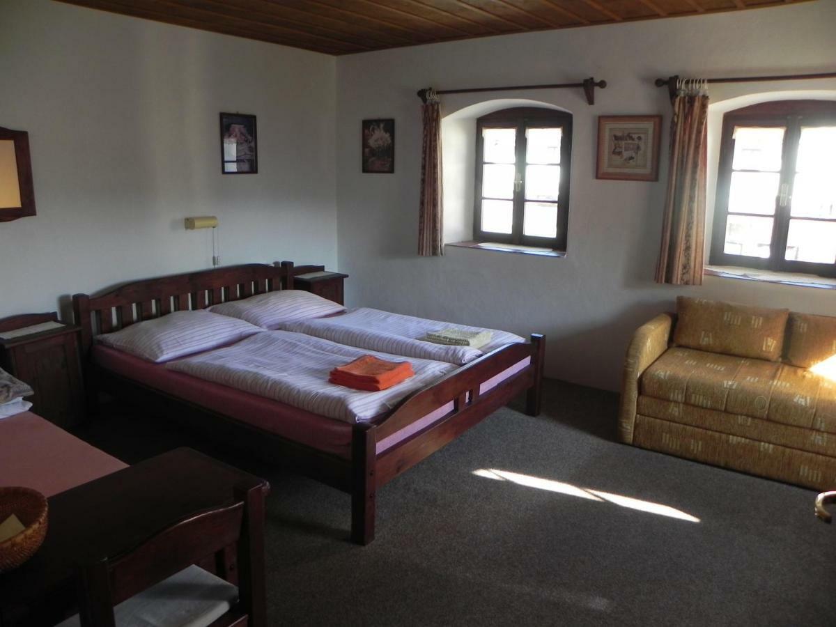 Готель Pension Cervena Кашперське Гори Екстер'єр фото